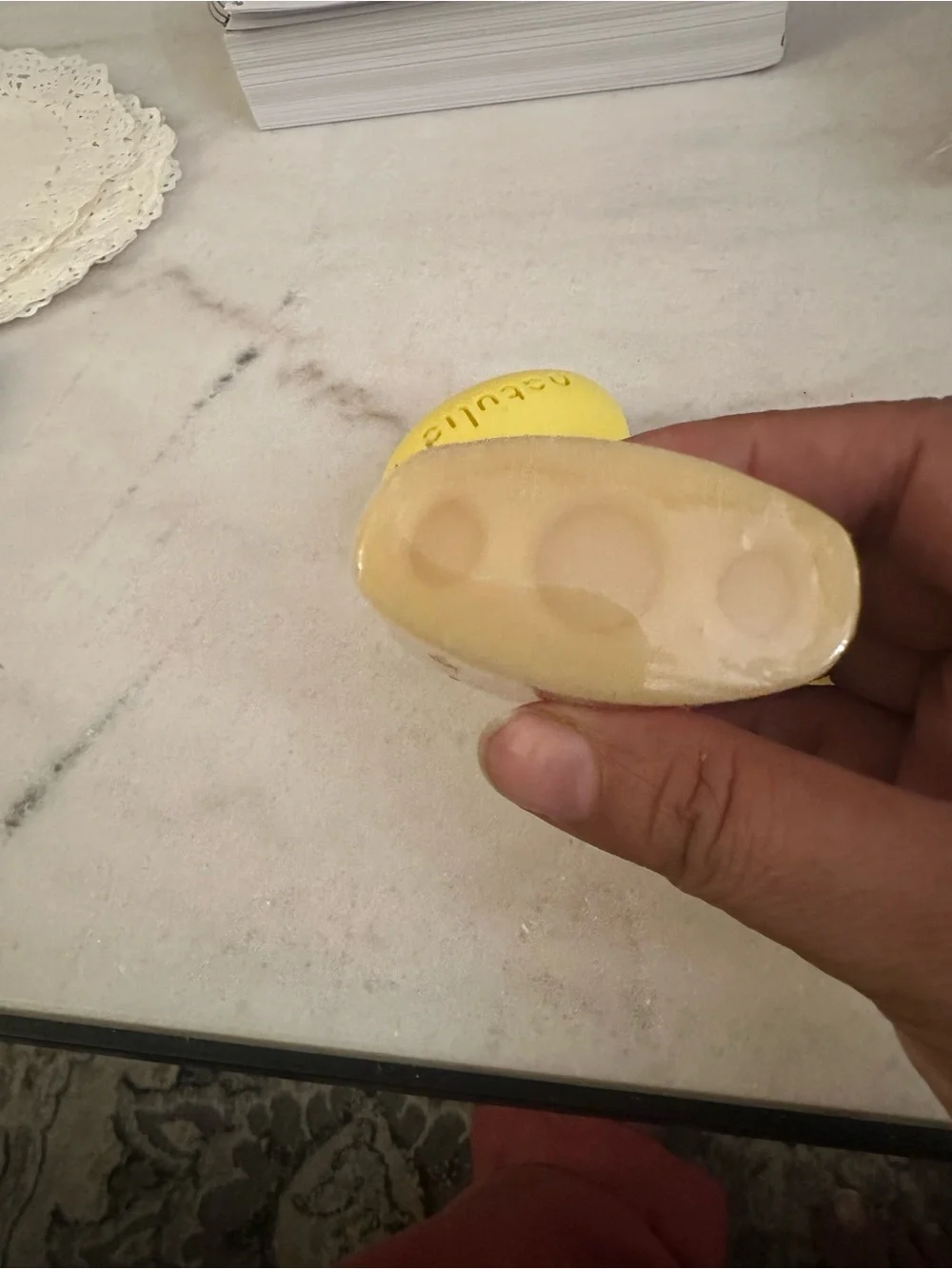 Citrus Shampoo Twist Up Stick - Yellow Solid Shampoo & Body Wash